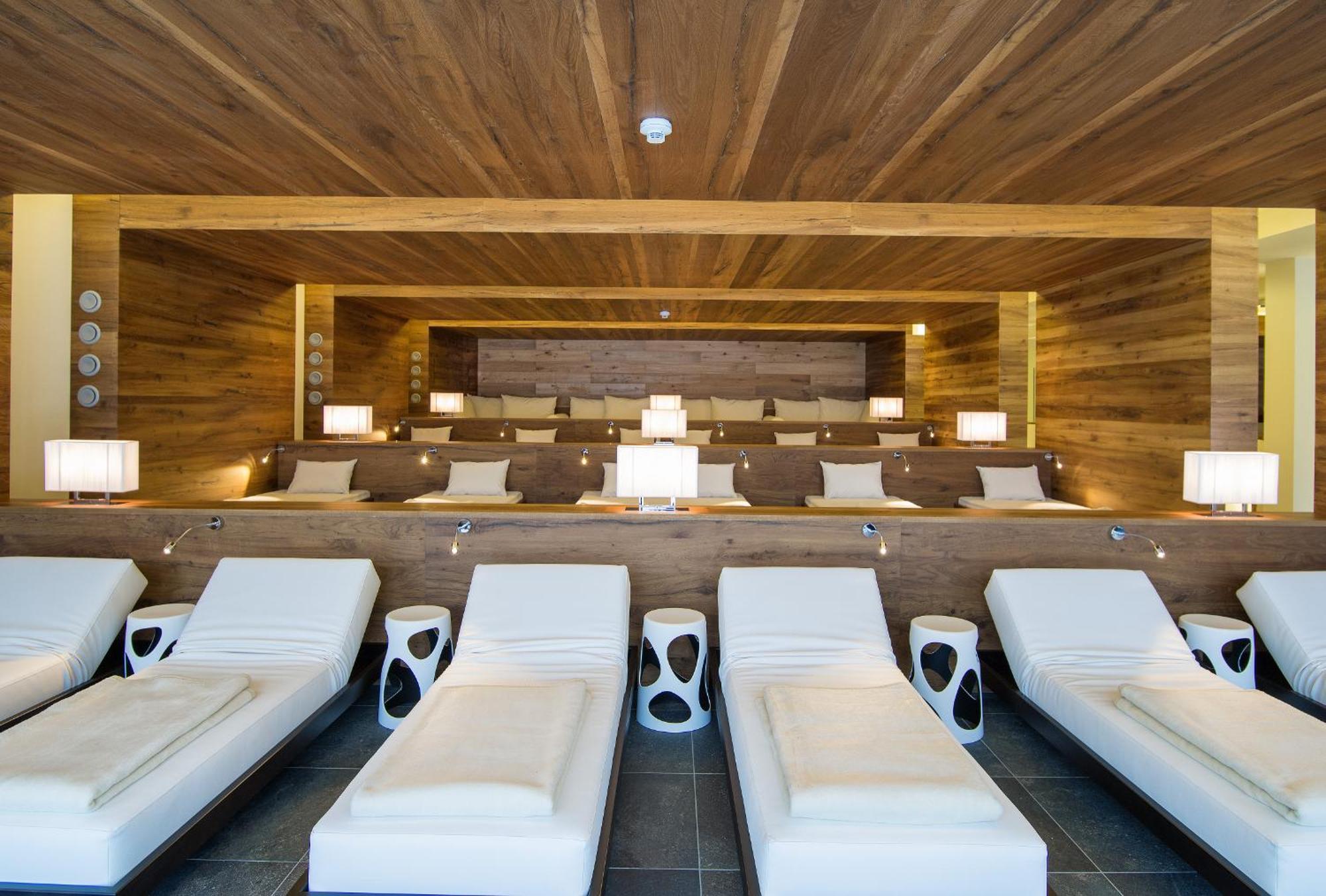 Alpinresort Valsaa - Sport & Spa Saalbach-Hinterglemm Exteriör bild