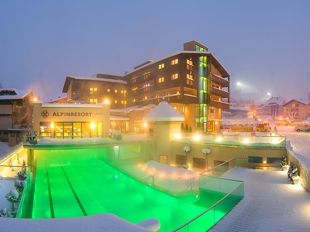 Alpinresort Valsaa - Sport & Spa Saalbach-Hinterglemm Exteriör bild