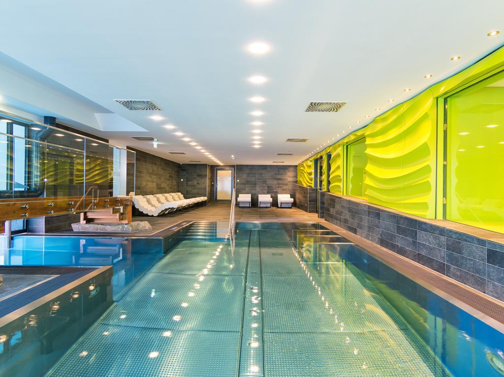 Alpinresort Valsaa - Sport & Spa Saalbach-Hinterglemm Exteriör bild