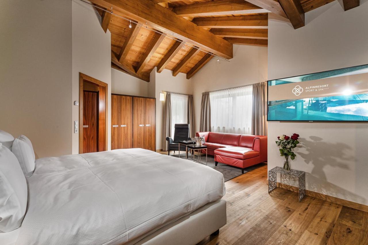 Alpinresort Valsaa - Sport & Spa Saalbach-Hinterglemm Rum bild